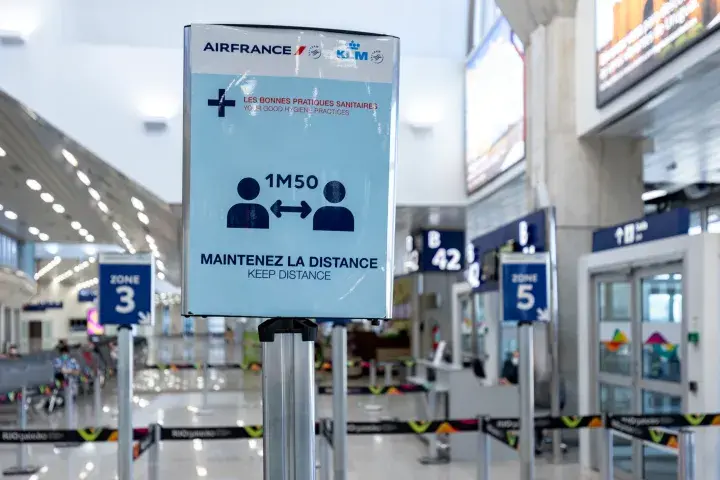 Peril in Paris: Air France-KLM SA is facing a mighty headwind now with the COVID-19 pandemic raging. The airliner's FRISK® score has dipped throughout 2020.
